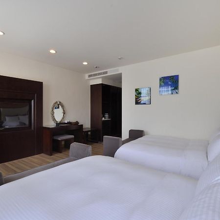 Hotel Modern Puli Bilik gambar