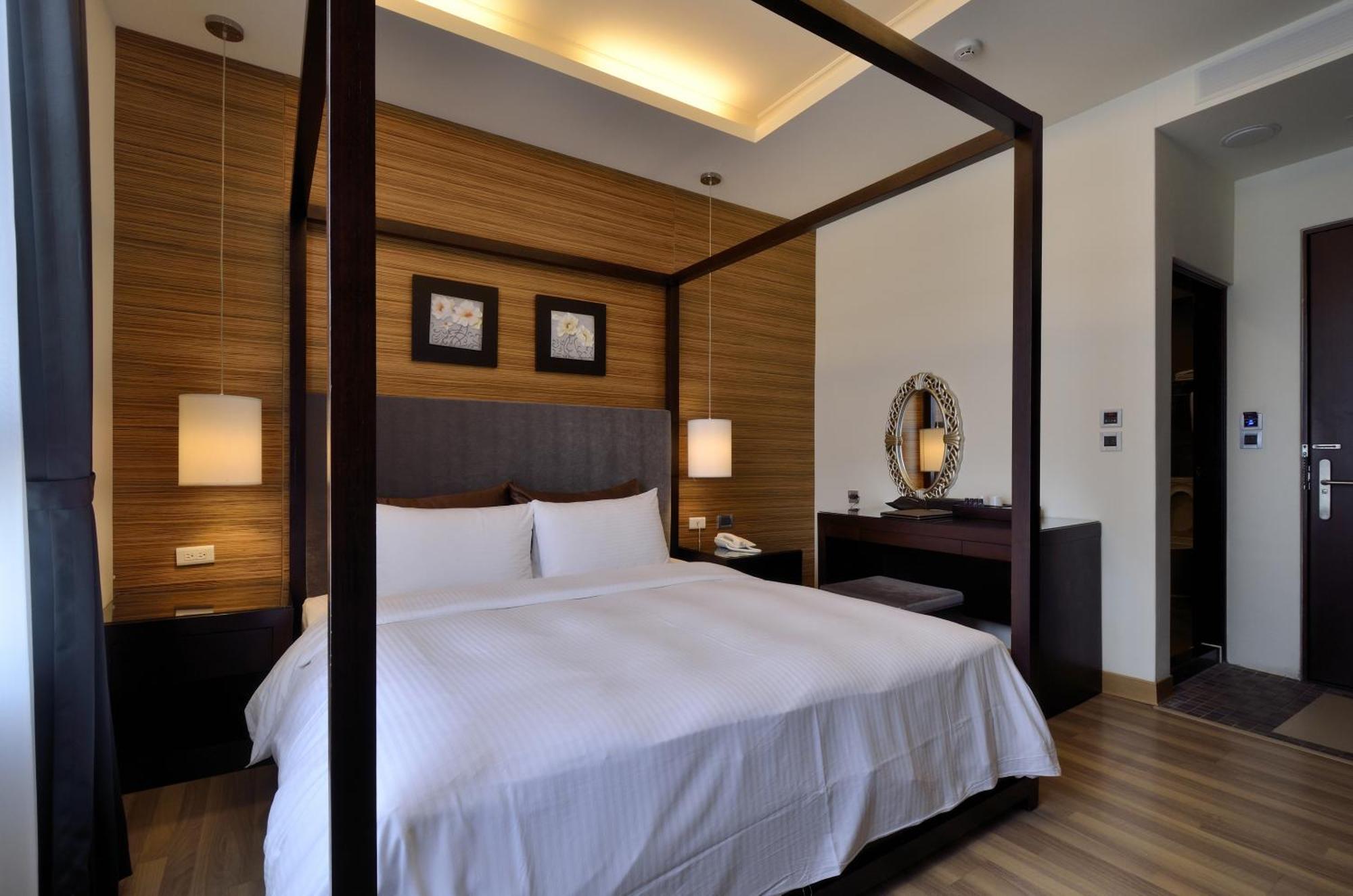 Hotel Modern Puli Bilik gambar