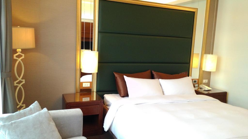 Hotel Modern Puli Bilik gambar