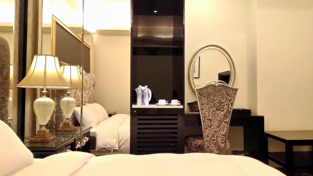 Hotel Modern Puli Bilik gambar