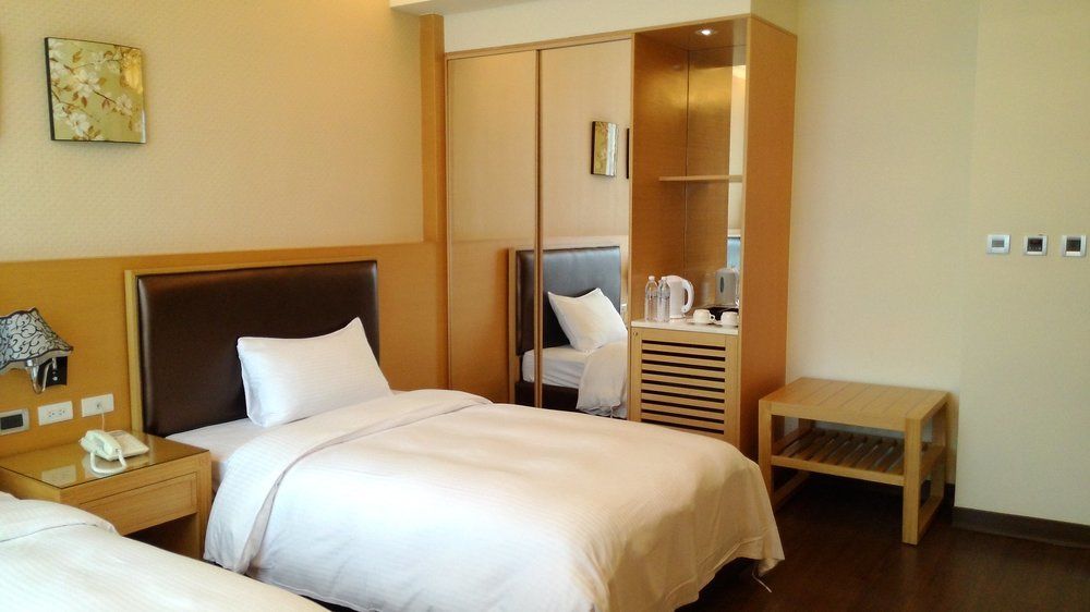 Hotel Modern Puli Luaran gambar