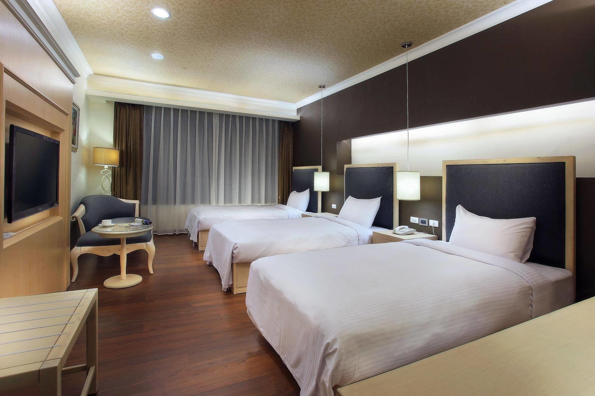 Hotel Modern Puli Luaran gambar